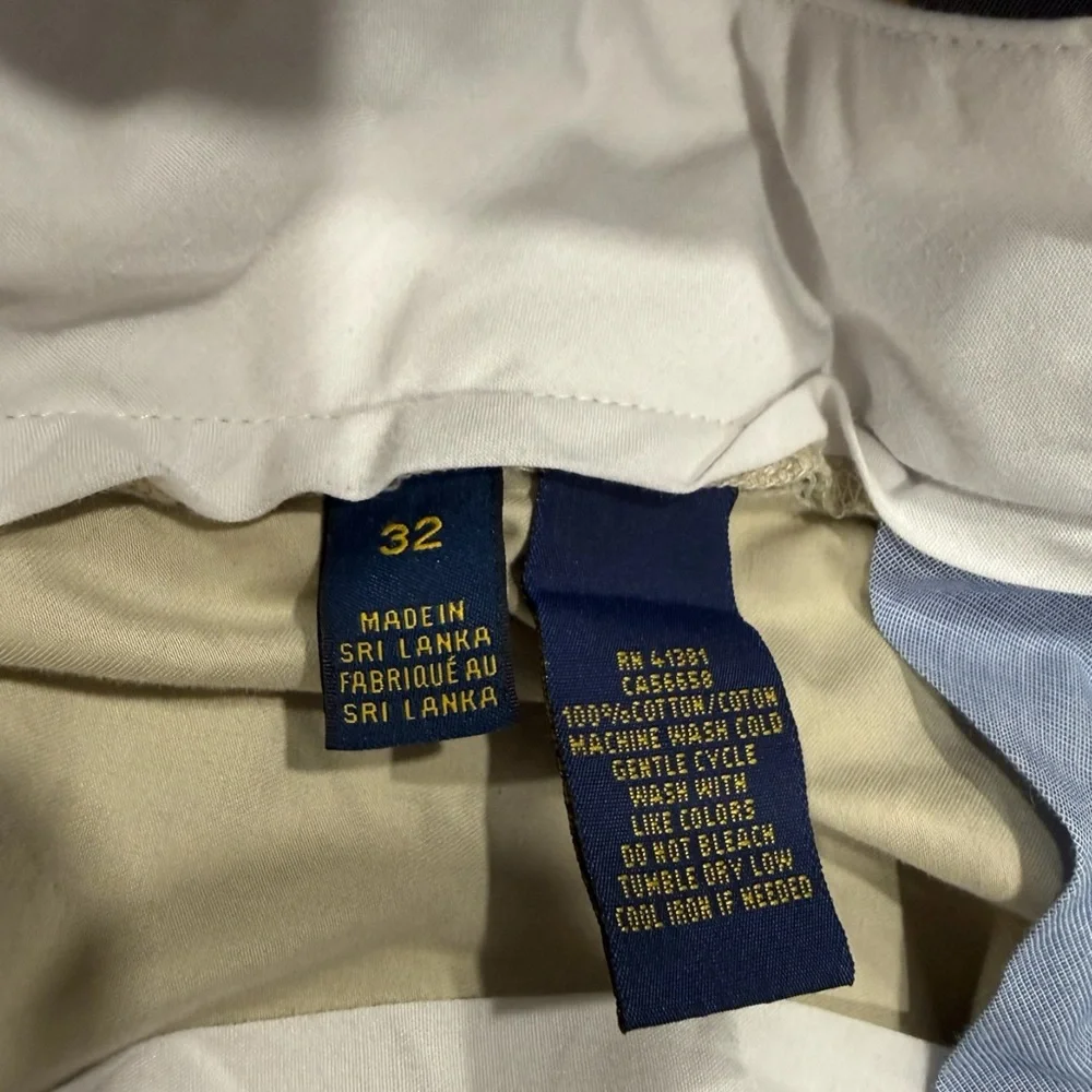 POLO Ralph Lauren Classic Fit 100% Cotton Size 32, 9 inch inseam Chino Shorts - Picture 4 of 5